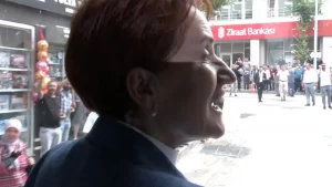 Akşener’den Erdoğan’a: “Şimdi Kendi Maaşına da Yüzde 40 Artırım Yapıyor, Geçinemiyor… 140 Bin Lira ile Geçinemiyor, Ne Yapsın”