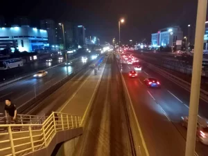 İBB’nin metrobüs sınırındaki “Beyaz Yol” çalışması başladı