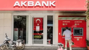 Akbank taşınabilir uygulamasında arıza! Süreç yapamayan müşteriler isyan etti, bankadan açıklama geldi