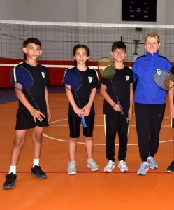 Manisa BBSK’lı badmintoncular, ulusal grupta