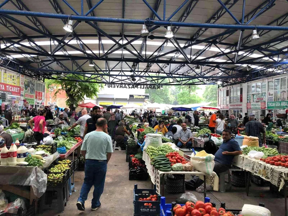 Yerli üreticilerin mahsulleri tezgahlara