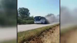 Silivri’de Seyir Halindeki Yolcu Otobüsü Yandı