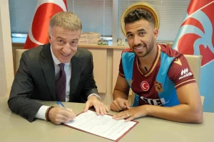 Son dakika haberi… Trabzonspor yeni transferi Trezeguet için imza merasimi düzenledi