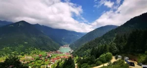 Uzungöl son yılların en ağır dönemini geçiriyor