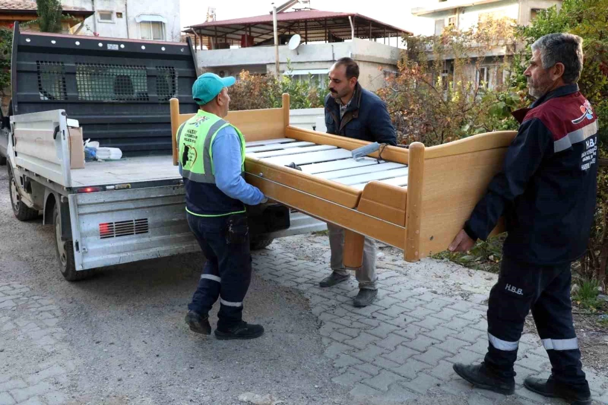 Hatay Büyükşehir Belediyesi Engelli Vatandaşlara Hasta Yatağı Dayanağı Sağlıyor