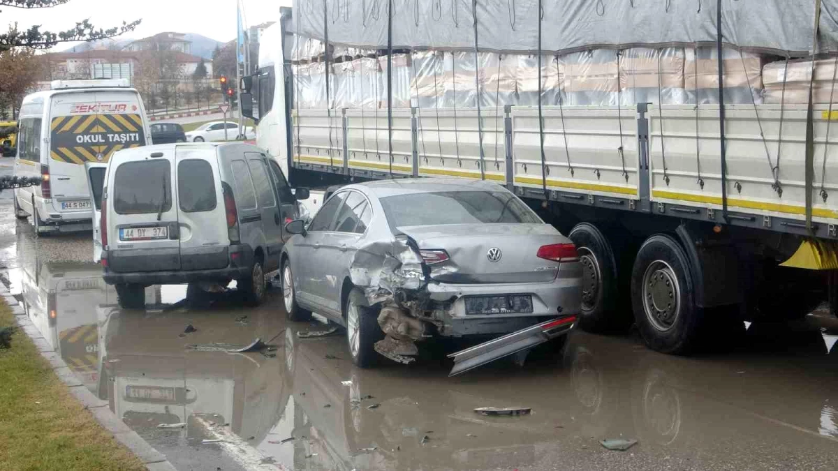 Malatya’da müthiş kaza: 1 kişi yaralandı