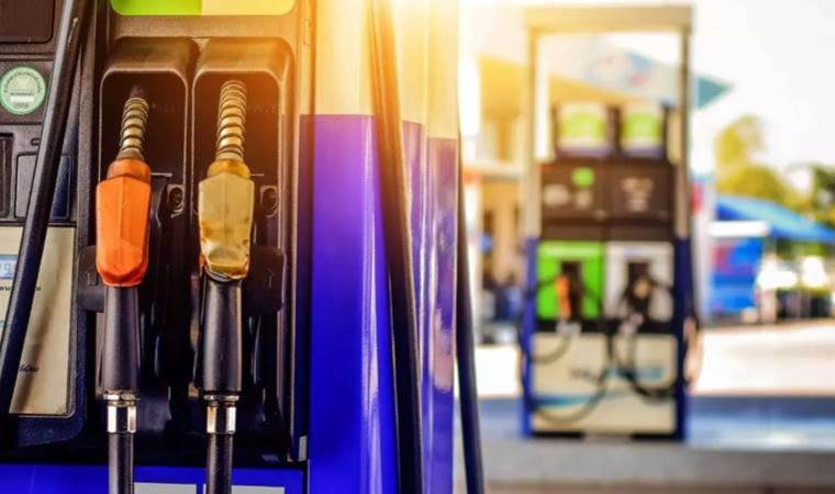 Petrol fiyatları için çarpıcı varsayım: Akaryakıt fiyatlarını etkileyecek! 12 Aralık 2023 yeni akaryakıt motorin ve LPG fiyatları…