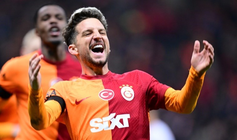 Dries Mertens ‘5’ dedi: Victor Nelsson bir birincisi yaşadı!