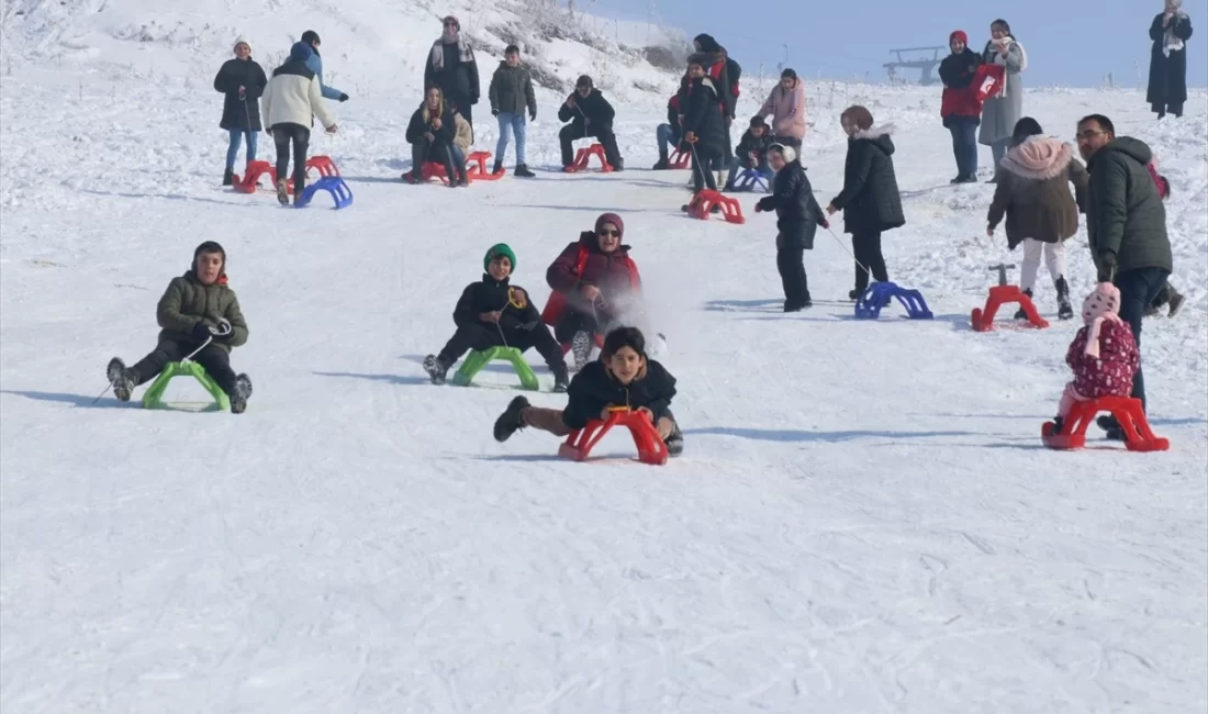 Ağrı'da, Türk Kızılay gönüllülerince