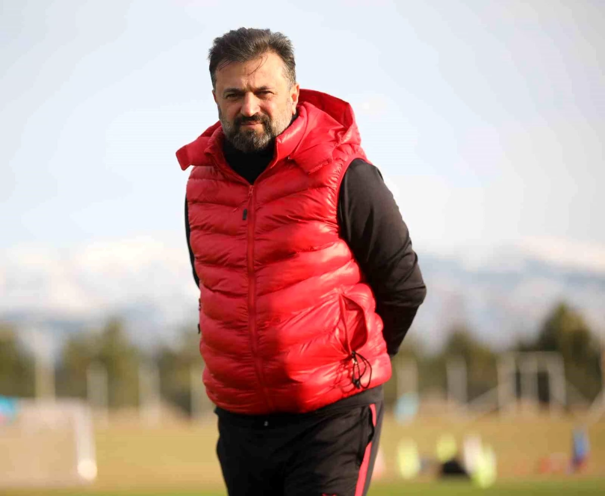 Bülent Uygun, Sivasspor taraftarlarından toplumsal medyada hakaret etmemelerini istedi