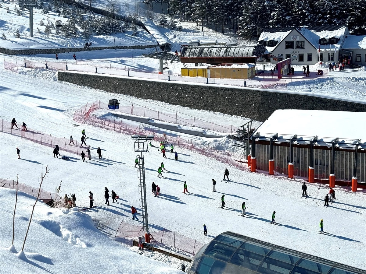 Erzurum Palandöken Kayak Merkezi’nde Yoğunluk