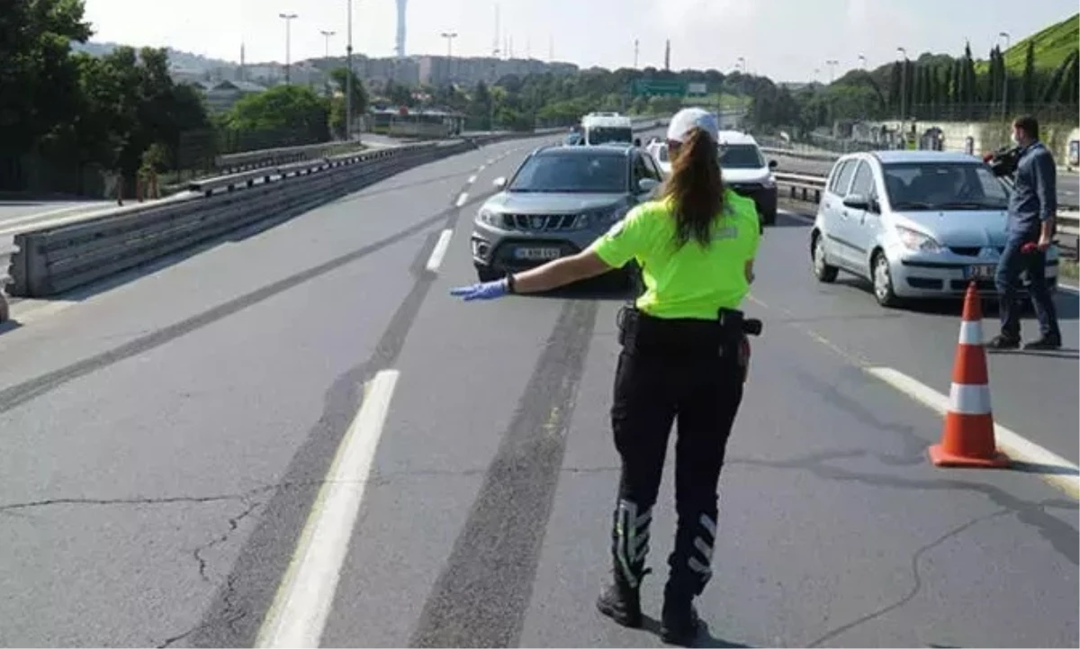 İSTANBUL’DA HANGİ YOLLAR TRAFİĞE KAPALI? Bugün (26 Şubat) trafiğe hangi yollar kapalı, ne vakit açılıyor?