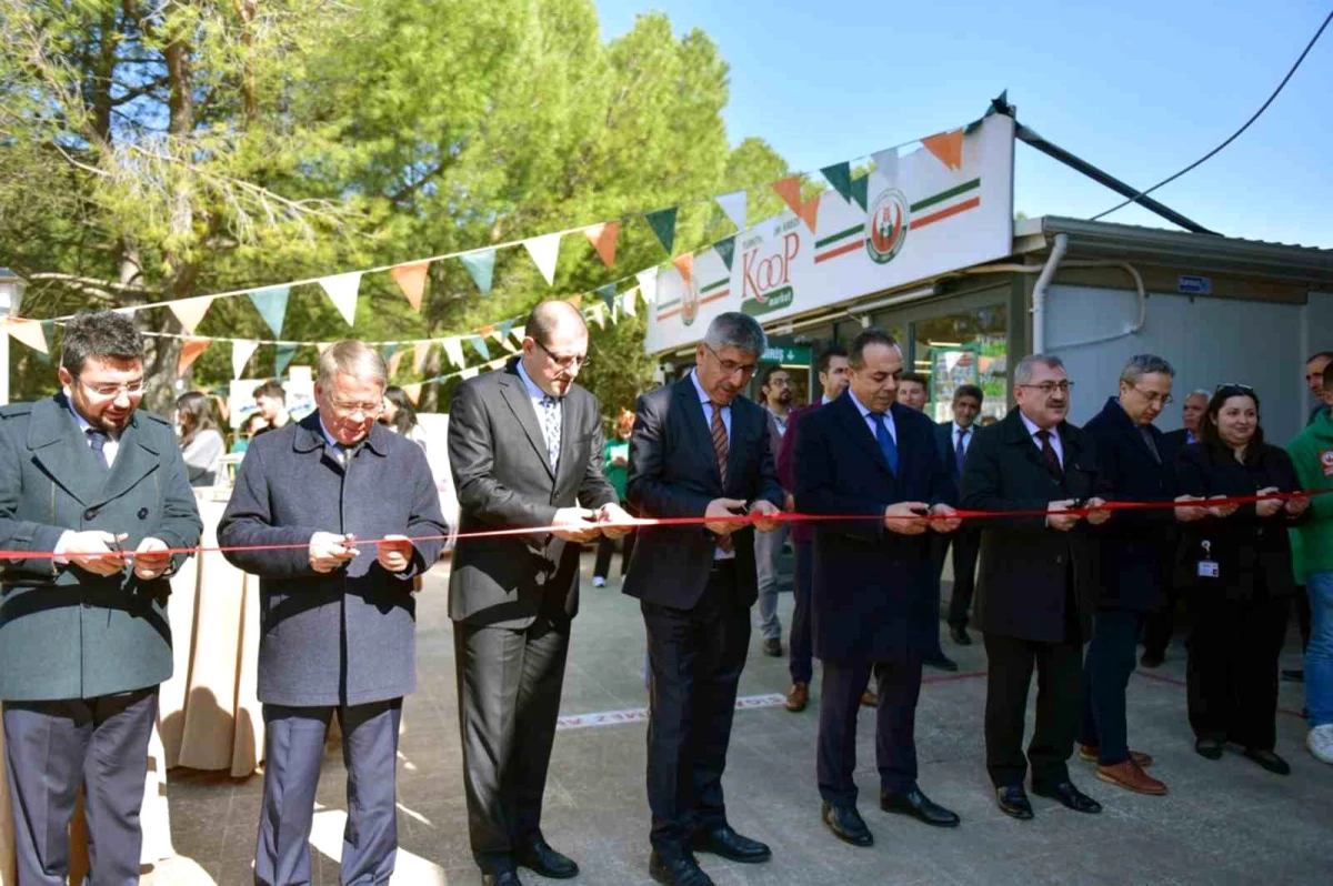 Muğla Sıtkı Koçman Üniversitesi’nde Tarım Kredi Marketi Açıldı