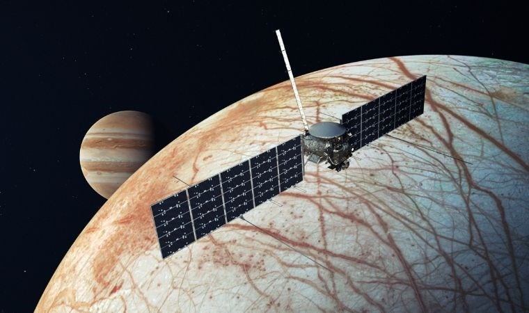 NASA, Europa Clipper uzay aracına gerekli aygıtları ekledi