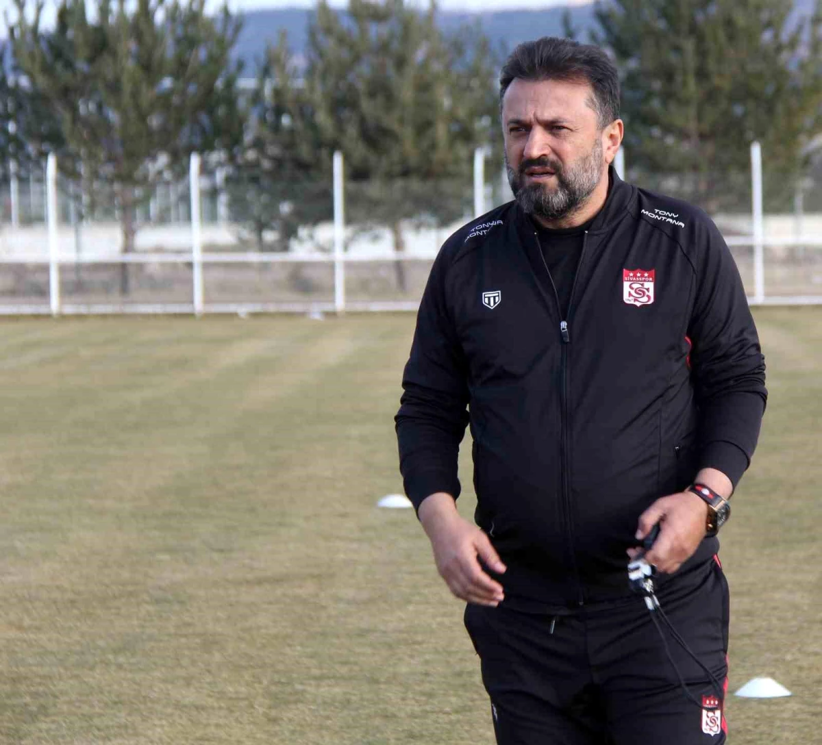 Sivasspor Teknik Yöneticisi Bülent Uygun Taraftarlara Sitem Etti