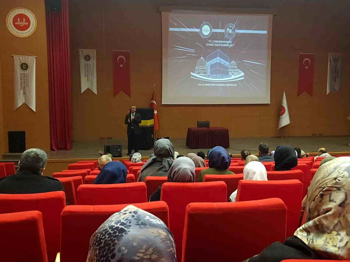 Aydın Vilayet Müftülüğü’nden Umre Hazırlık Kursu Eğitim Seminerleri