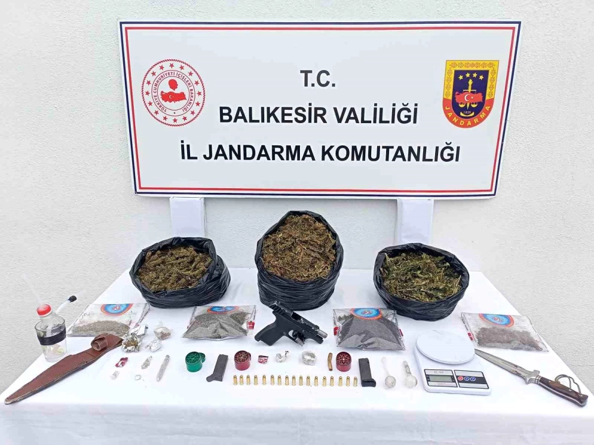 Balıkesir Gönen’de Uyuşturucu Operasyonu: Şüpheliler Yakalandı