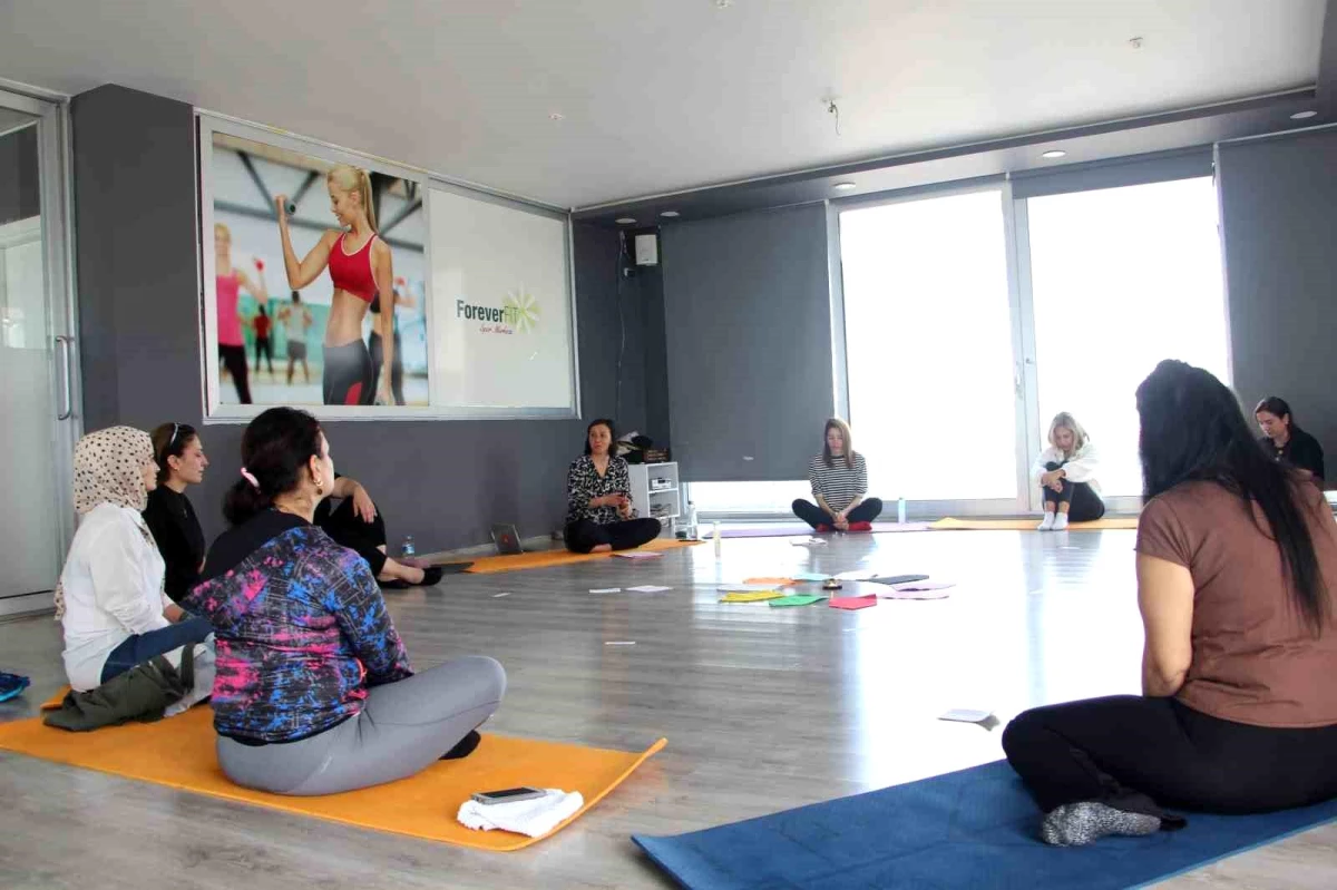 Depremzede Ailelere Fiyatsız Dayanak Seminerleri Veren Gurbetçi Eğitmen Hatay’da Takdir Topluyor