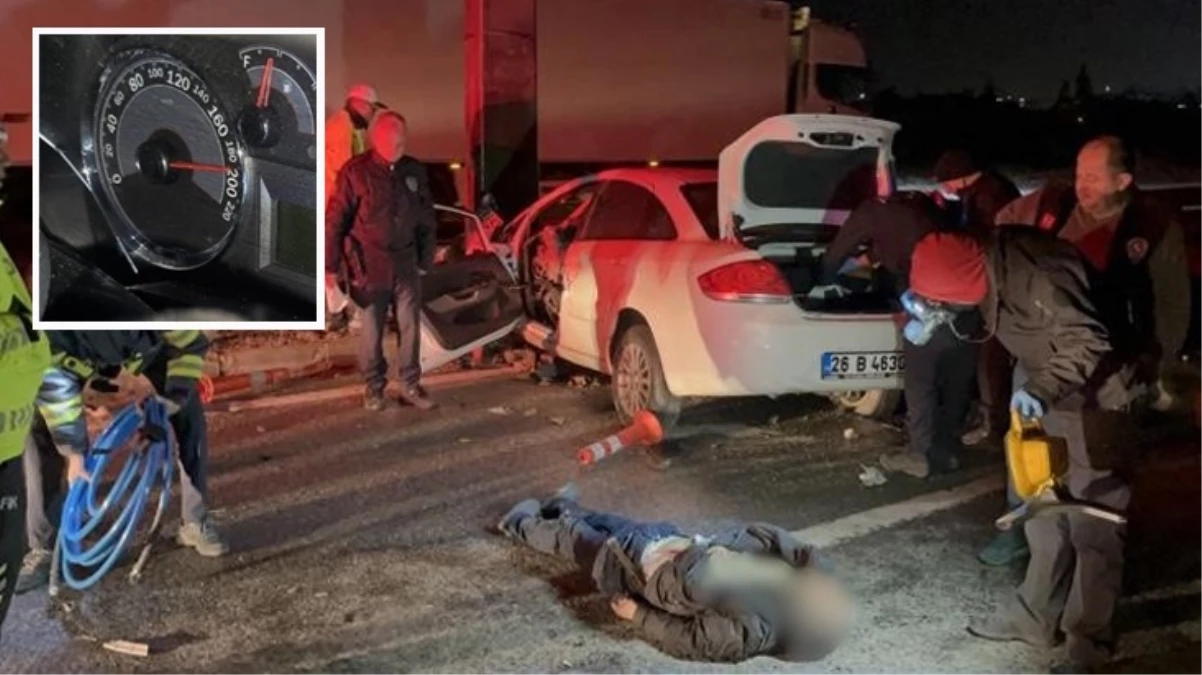 Trafik levhasına çarpan aracın kilometresi 190’da takılı kaldı: 1 meyyit